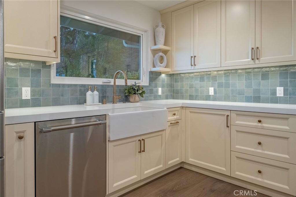 3608 Greve Drive Property Photo 11