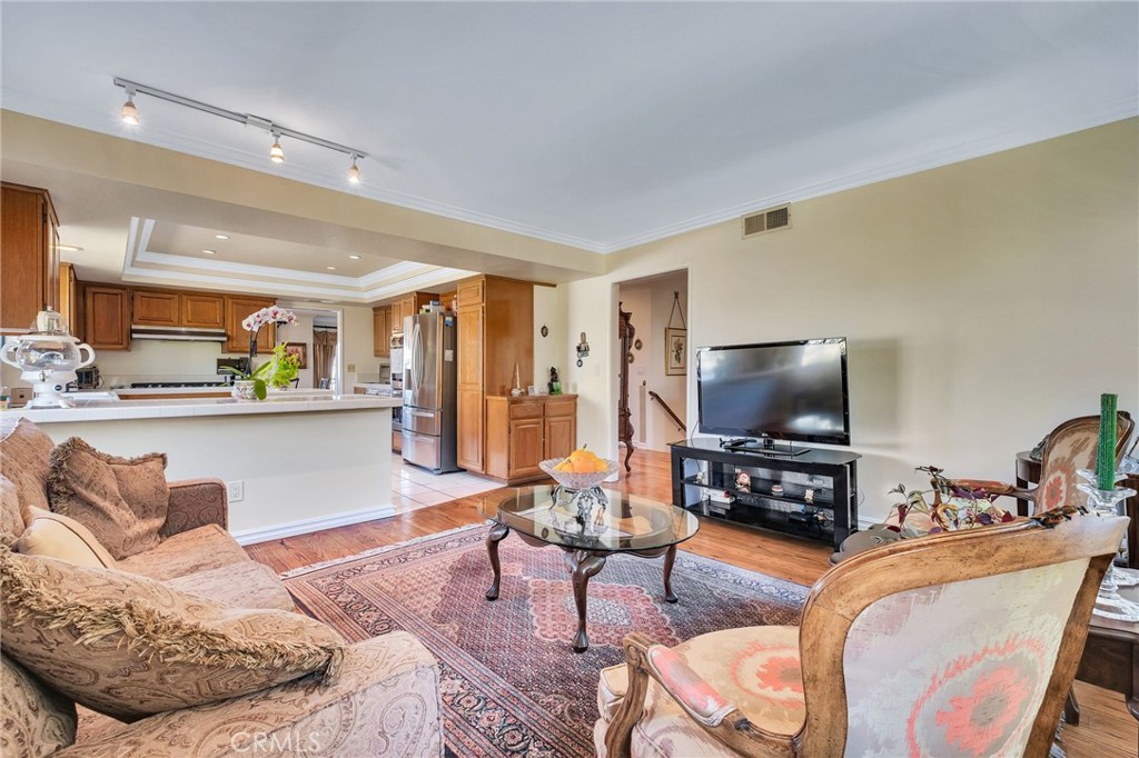 6516 Sandy Point Court Property Photo 6