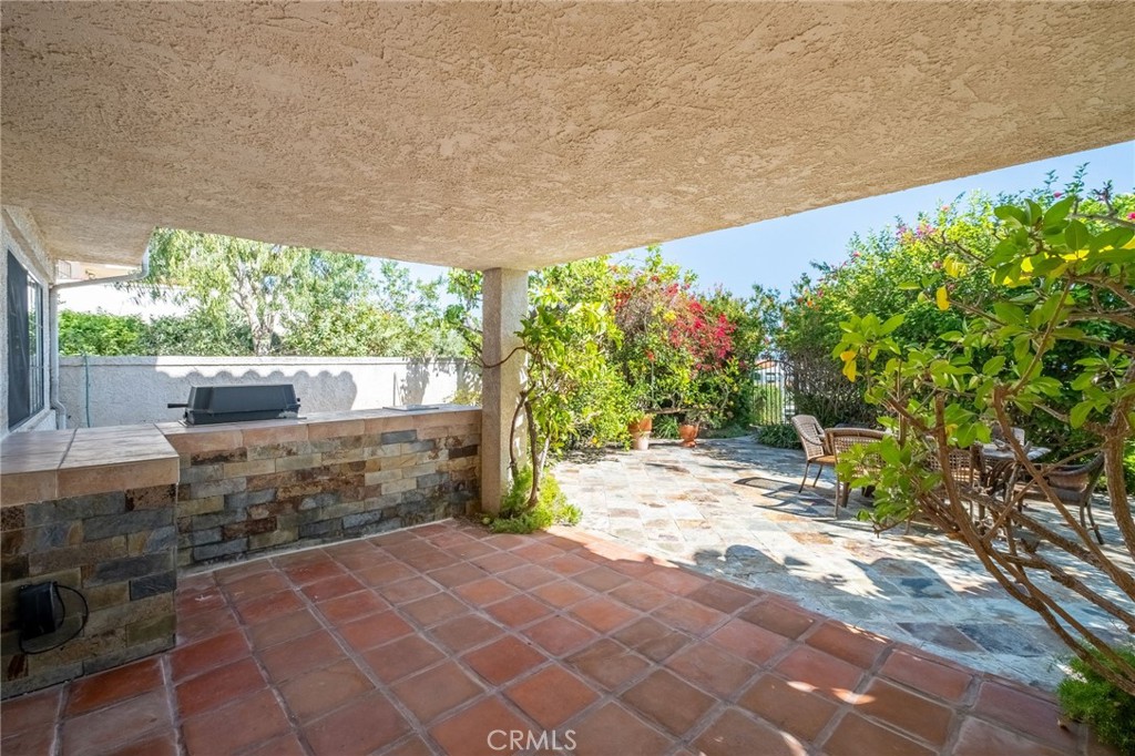 6516 Sandy Point Court Property Photo 33