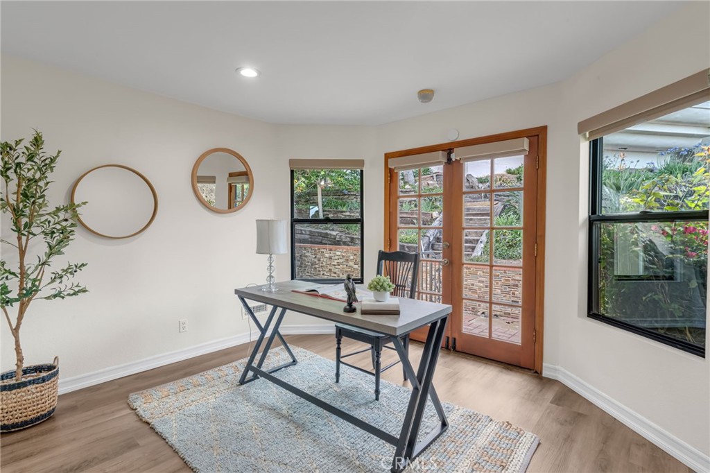 32425 Aqua Vista Property Photo 13