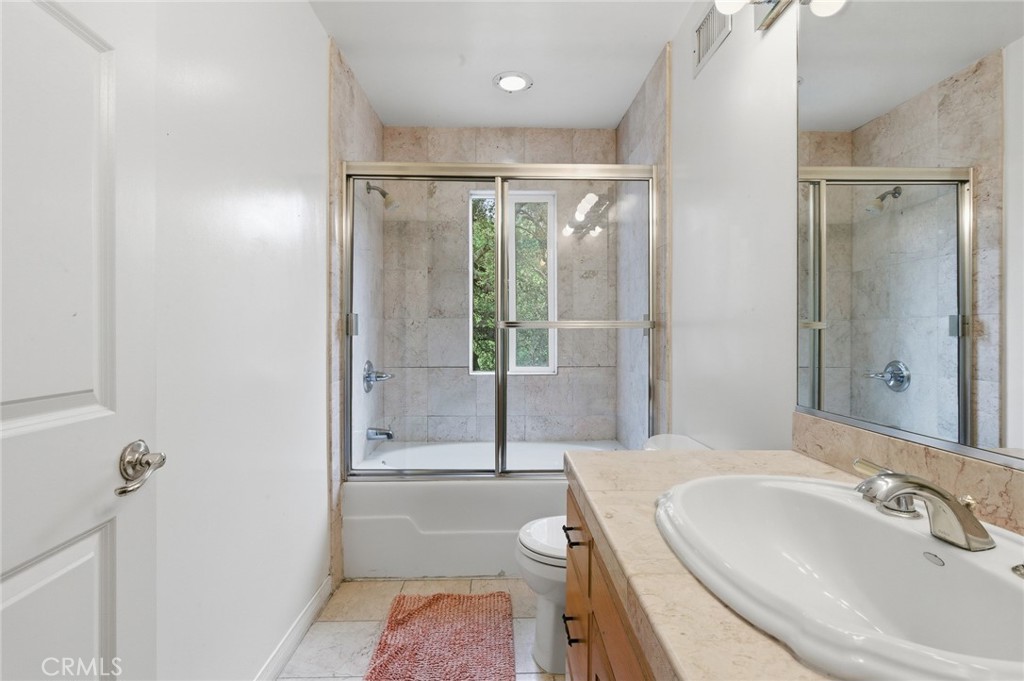 4077 Escondido Property Photo 33