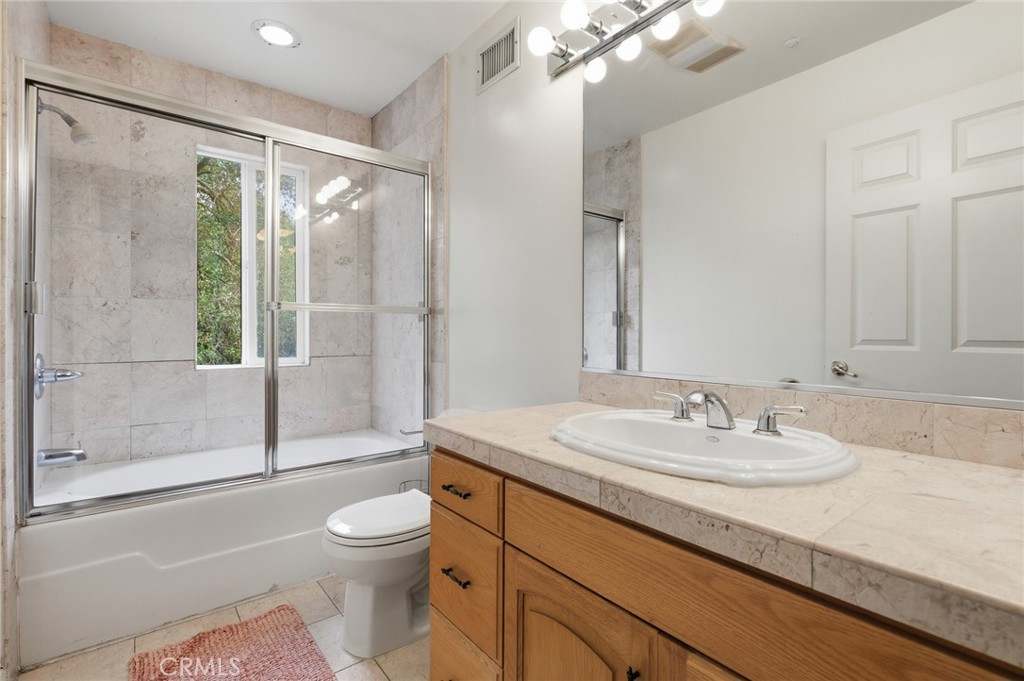 4077 Escondido Property Photo 36