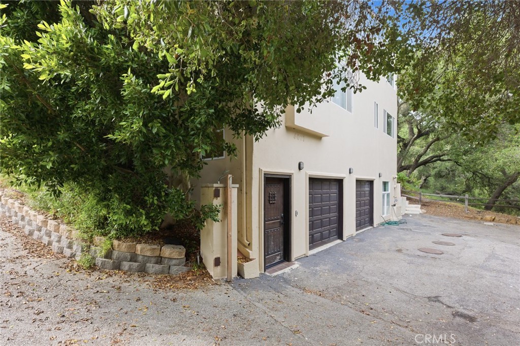 4077 Escondido Property Photo 40