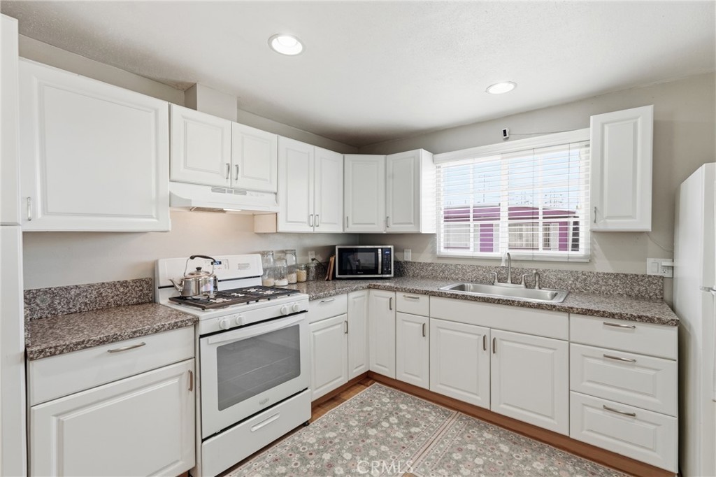 16511 Garfield Avenue B65 Property Photo 3