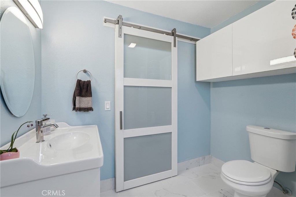 16511 Garfield Avenue B65 Property Photo 9