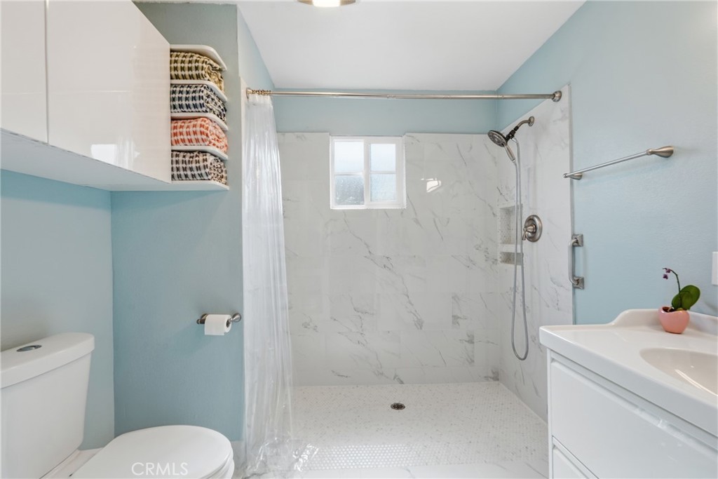 16511 Garfield Avenue B65 Property Photo 10