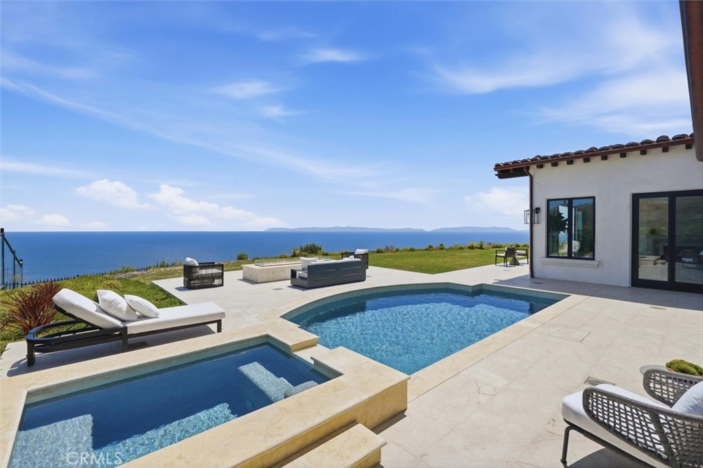 32042 Isthmus View Property Photo