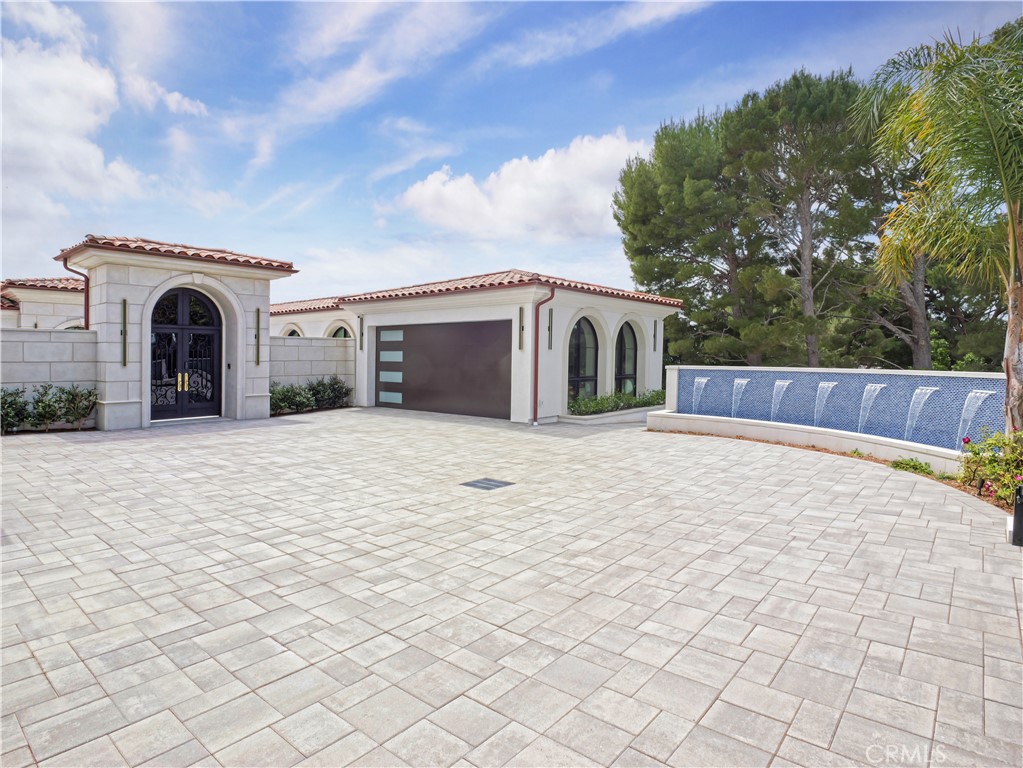 36 Sea Cove Property Photo 2