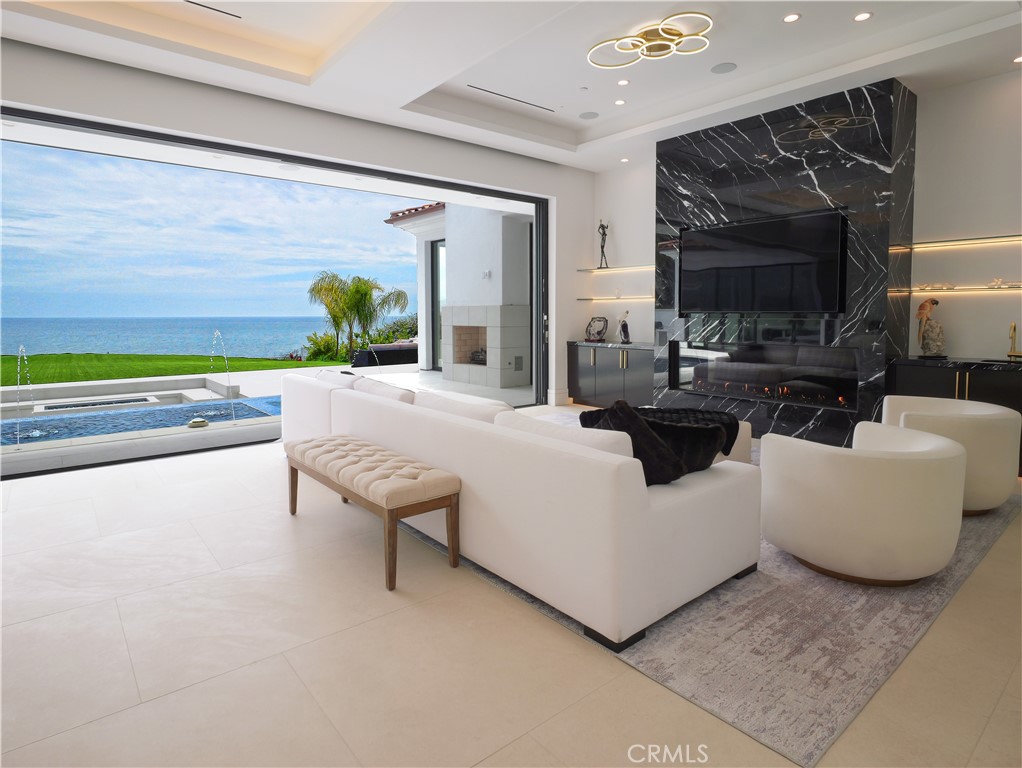 36 Sea Cove Property Photo 12