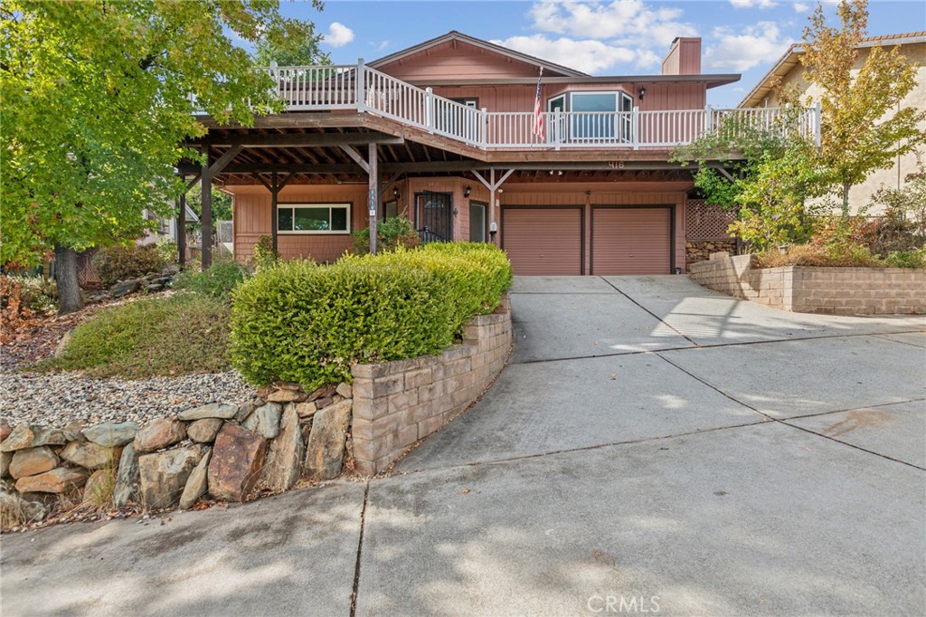 5416 Royal Oaks Drive Property Photo 1
