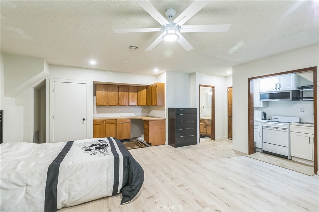 5416 Royal Oaks Drive Property Photo 17