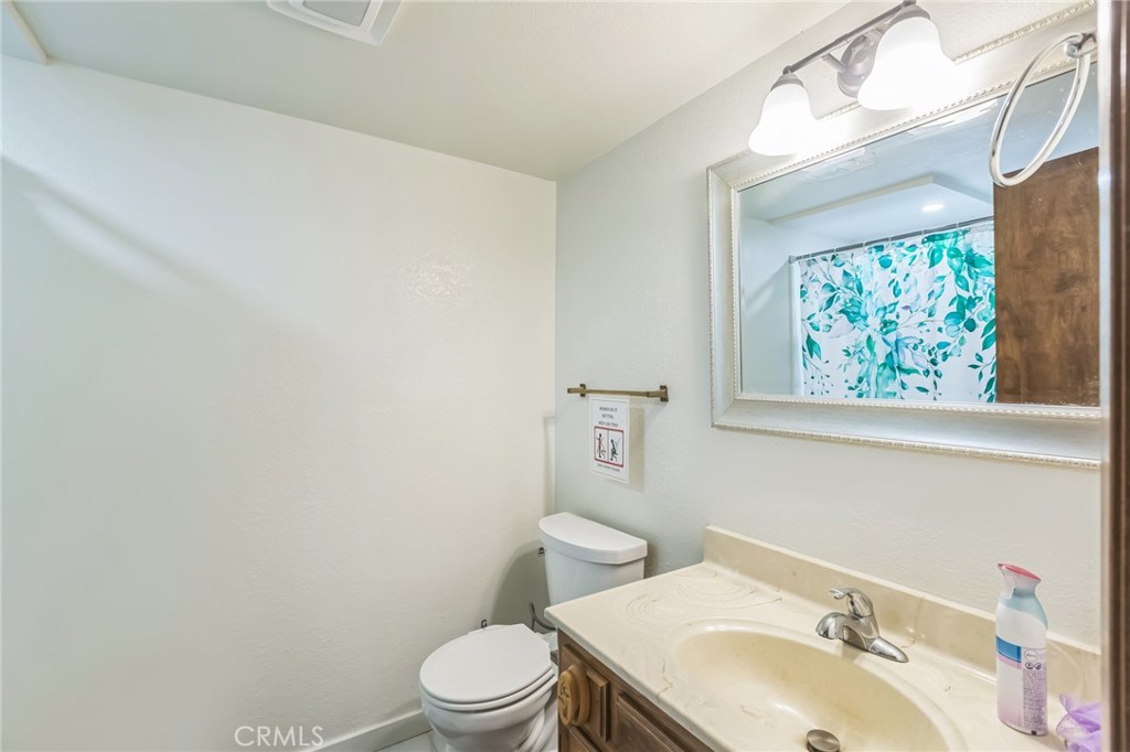5416 Royal Oaks Drive Property Photo 23