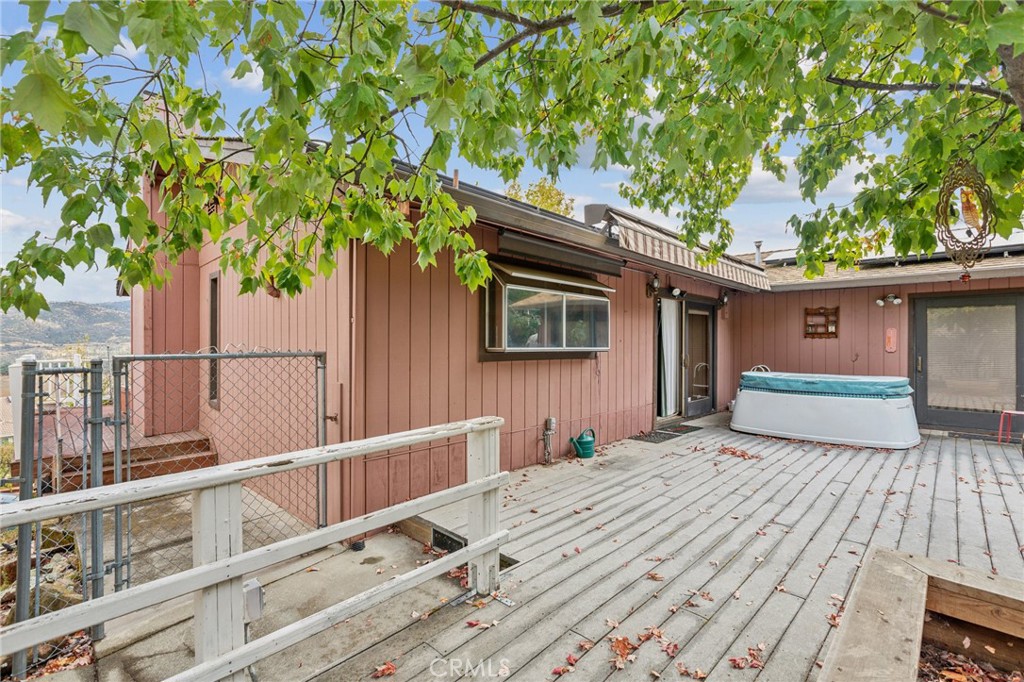 5416 Royal Oaks Drive Property Photo 34