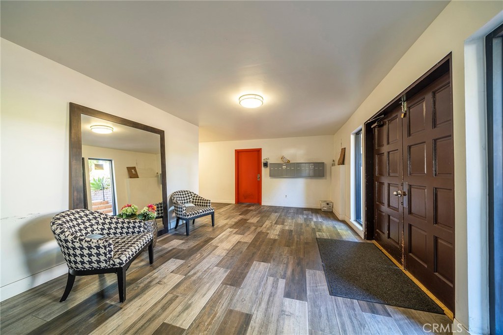 1601 Veteran Avenue 301/302 Property Photo 14