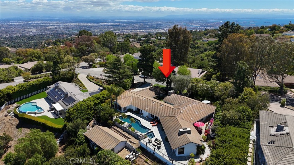14 Georgeff Property Photo 2