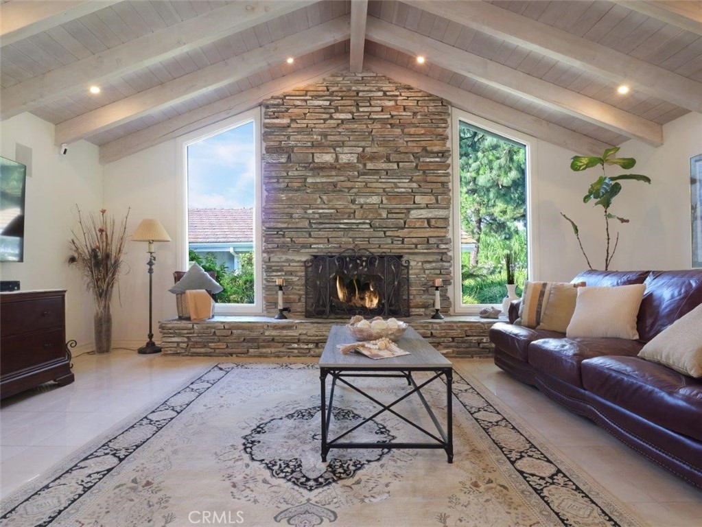 14 Georgeff Property Photo 22