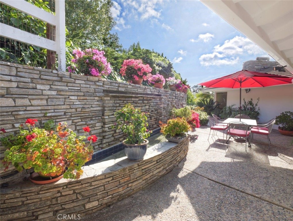 14 Georgeff Property Photo 26