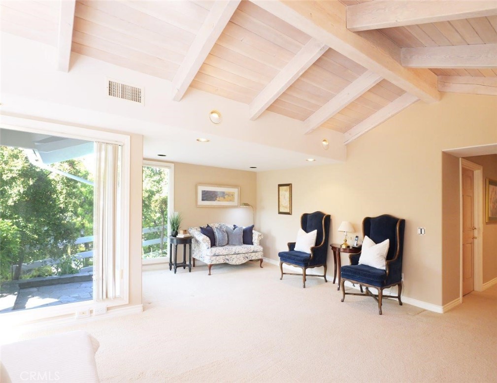 14 Georgeff Property Photo 29