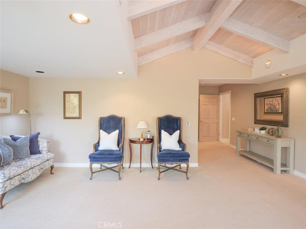 14 Georgeff Property Photo 30