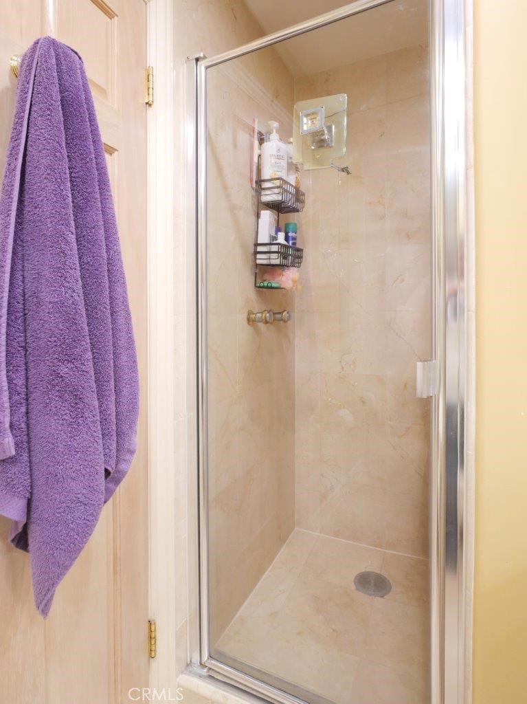 14 Georgeff Property Photo 43