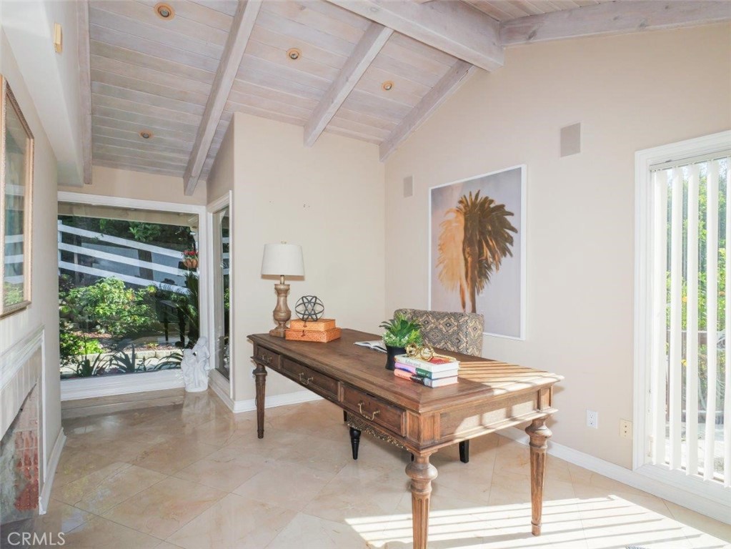 14 Georgeff Property Photo 46