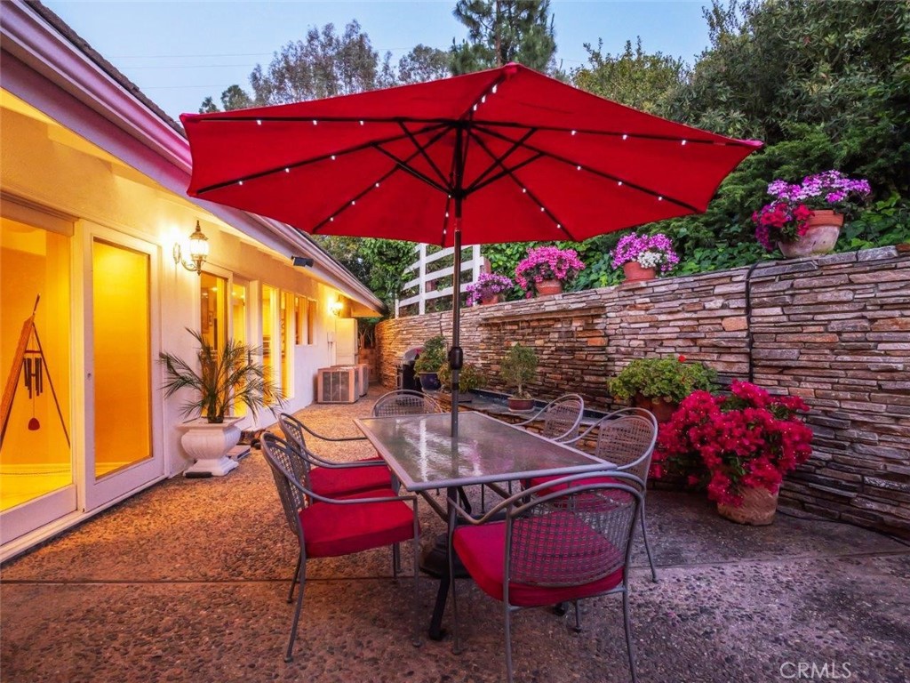 14 Georgeff Property Photo 58