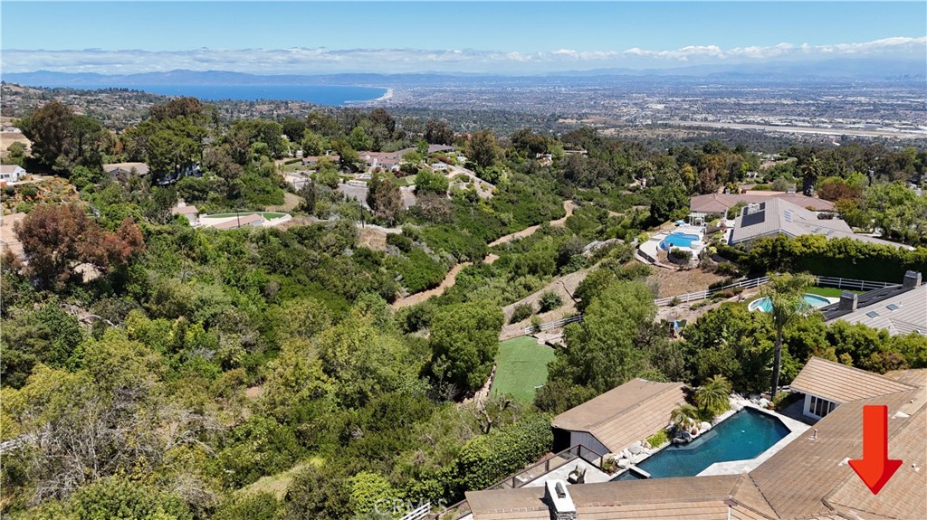 14 Georgeff Property Photo 70