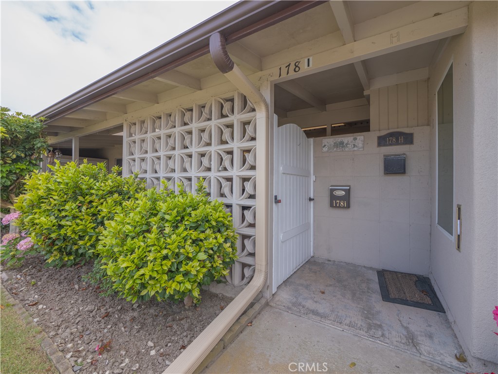 1221 Oakmont 178i Property Photo 2