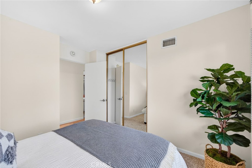 28752 Plainfield Property Photo 41