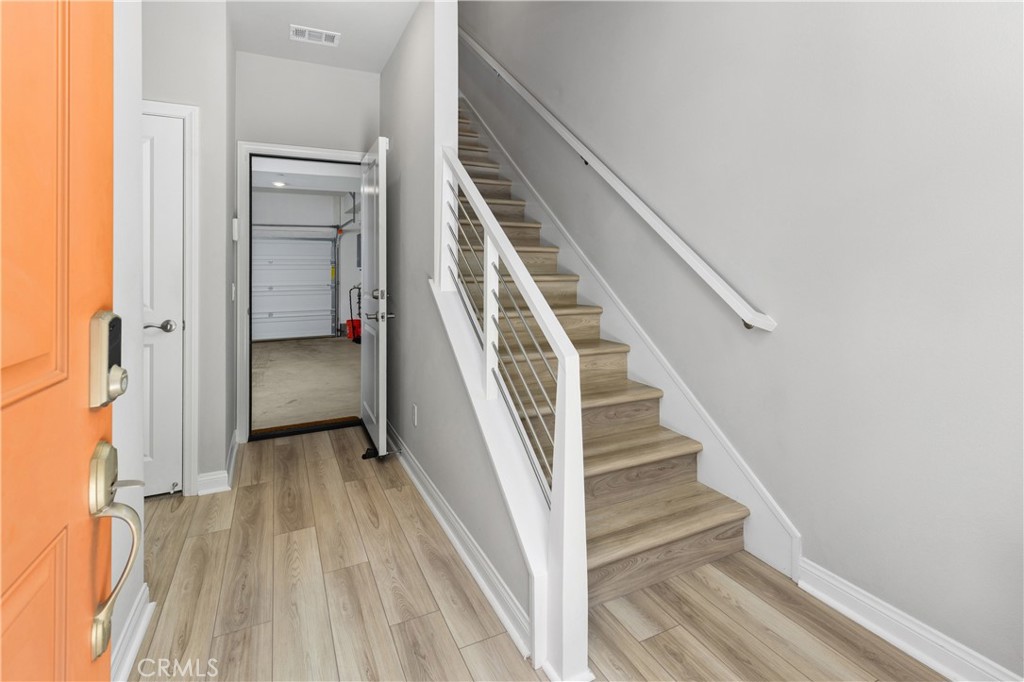 1472 W Sunrise Lane Property Photo 11