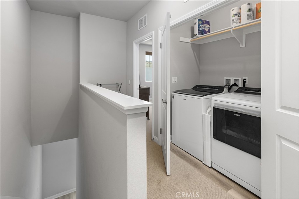 1472 W Sunrise Lane Property Photo 12