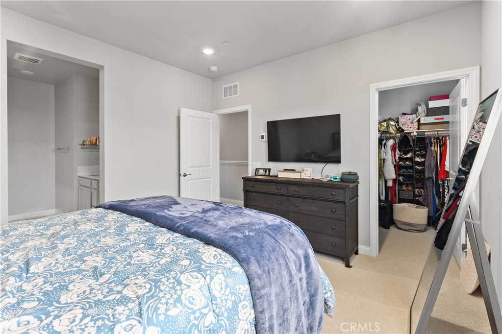 1472 W Sunrise Lane Property Photo 15