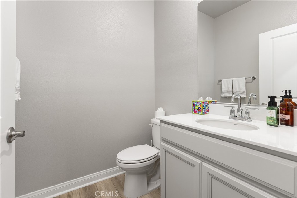 1472 W Sunrise Lane Property Photo 19