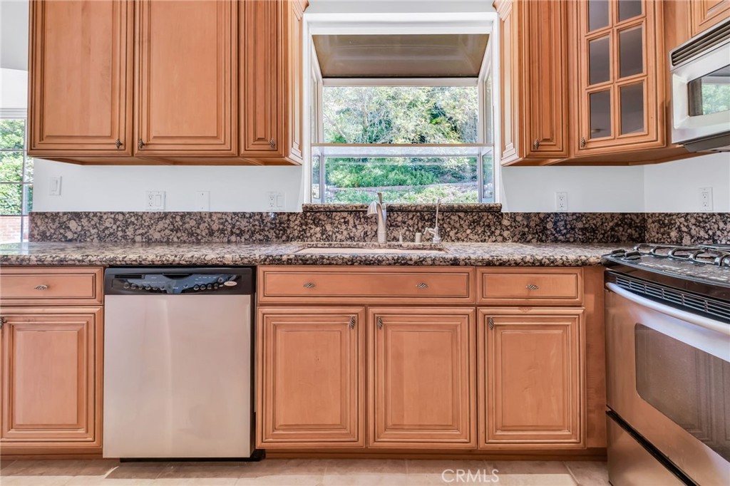 3675 Vigilance Property Photo 9