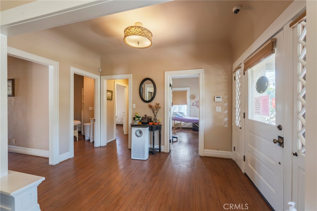 146 E Walnut Avenue Property Photo 15