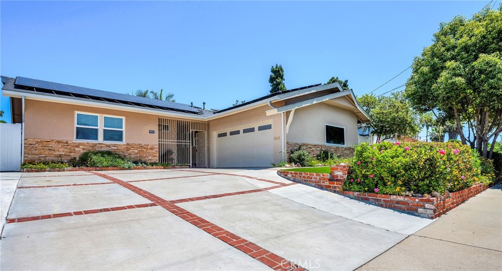 1921 Lasita Place Property Photo 1