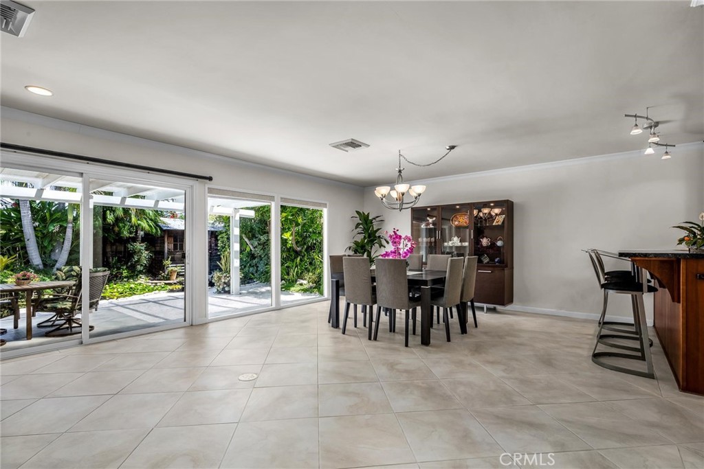 1921 Lasita Place Property Photo 6