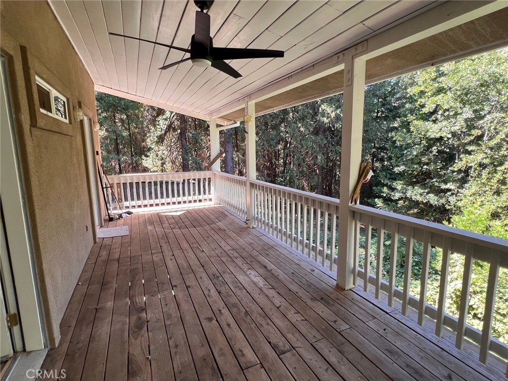14385 Holmwood Property Photo 5