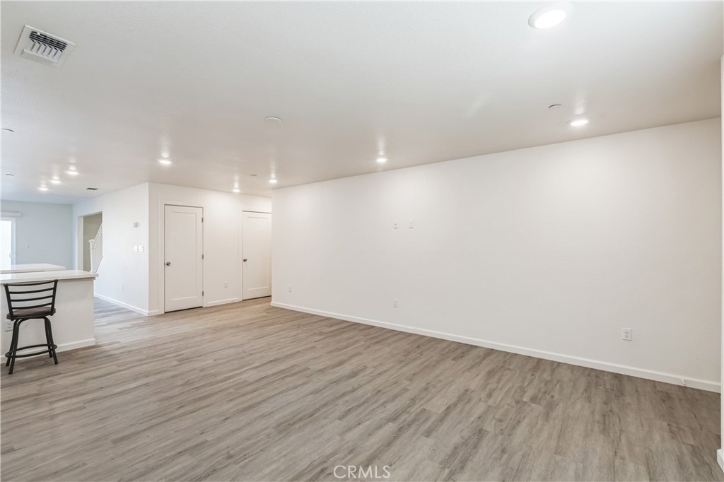1325 Deodara Way Property Photo 6