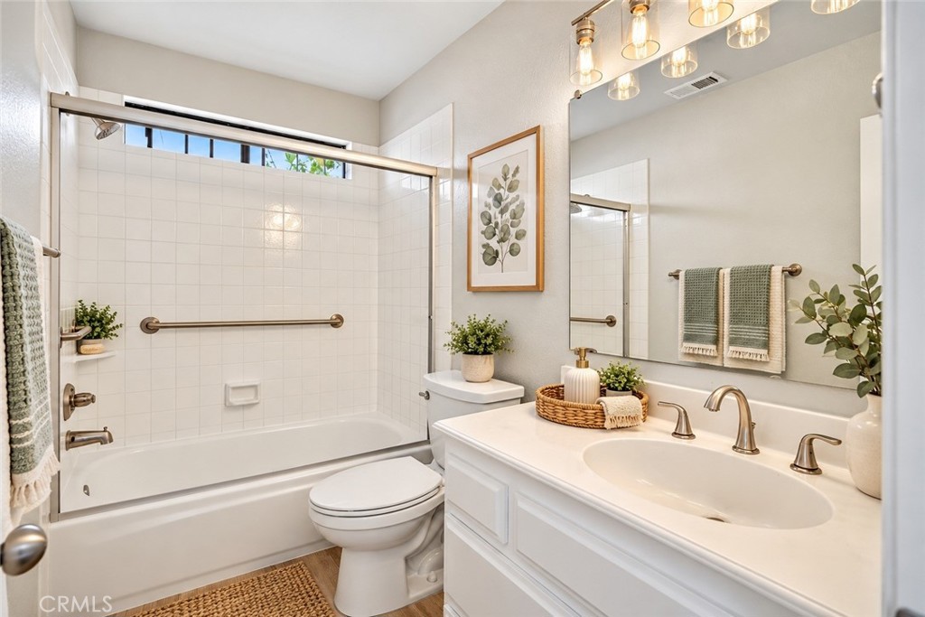 2720 Gramercy Avenue 5 Property Photo 10