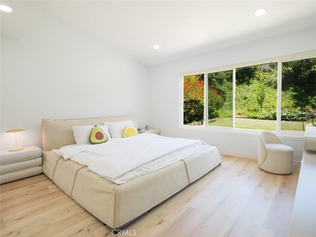 6954 Kings Harbor Property Photo 17