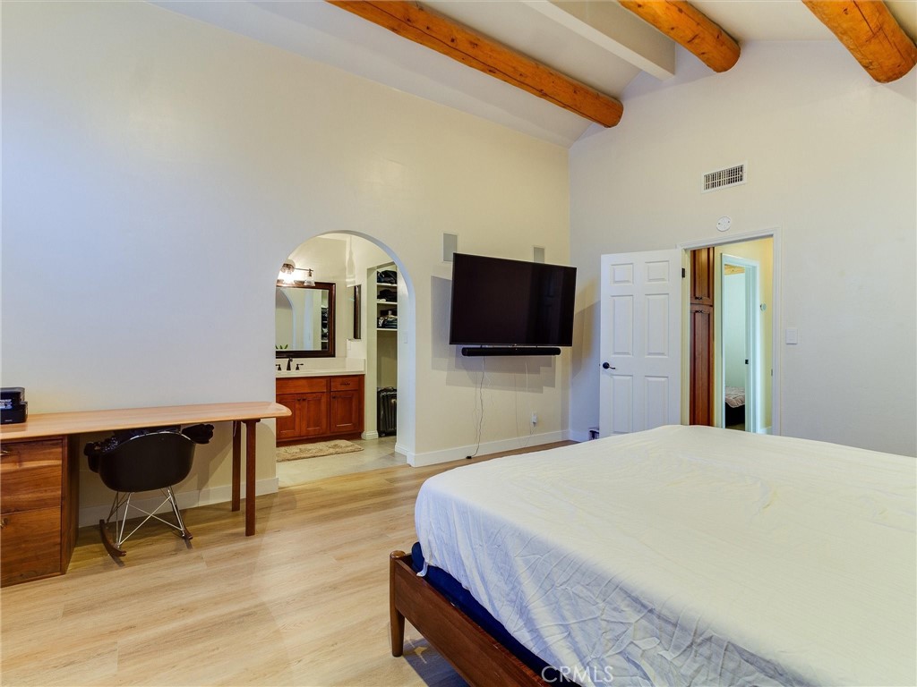 2703 Huntington Lane A Property Photo 12