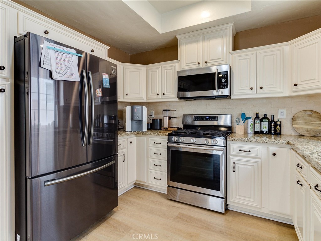 2703 Huntington Lane A Property Photo 17