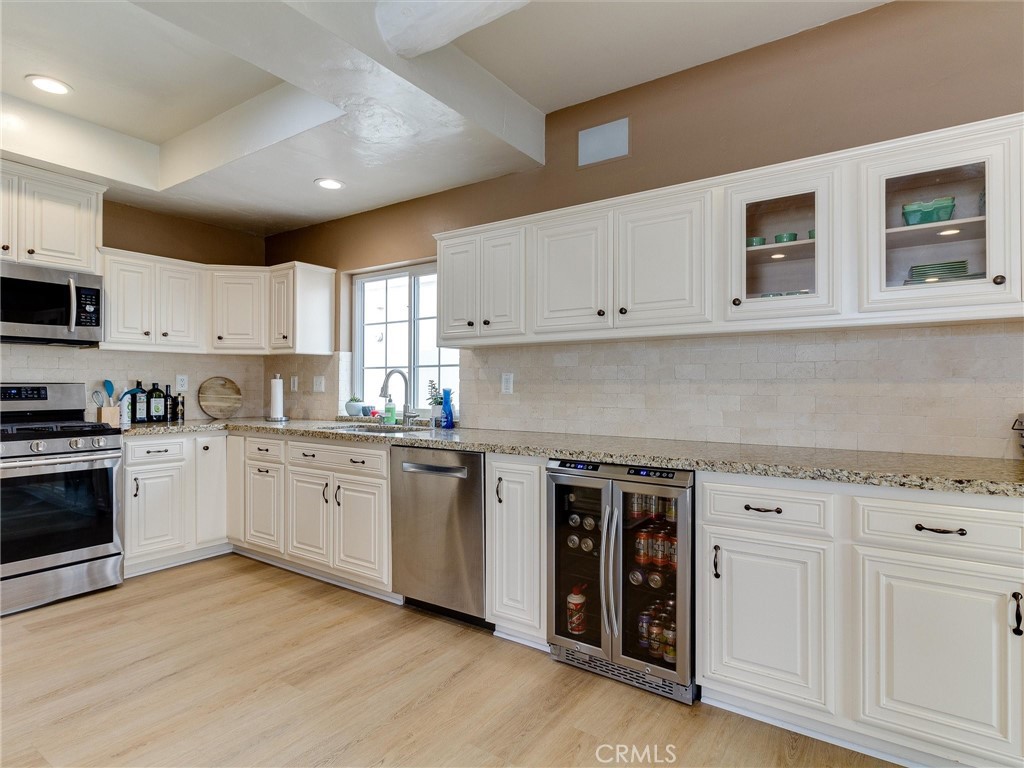 2703 Huntington Lane A Property Photo 20