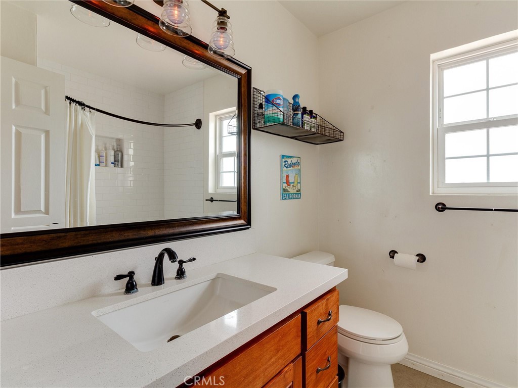 2703 Huntington Lane A Property Photo 25