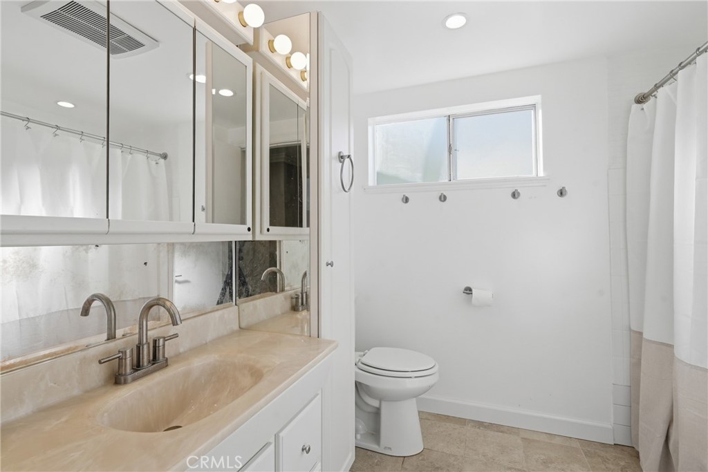 27569 Longhill Property Photo 15