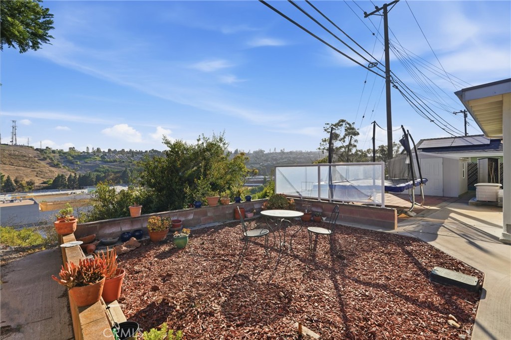 27569 Longhill Property Photo 17