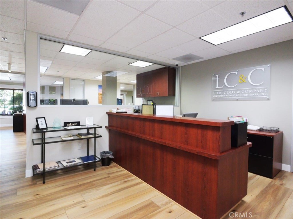 25550 Hawthorne Boulevard 100 Property Photo 10
