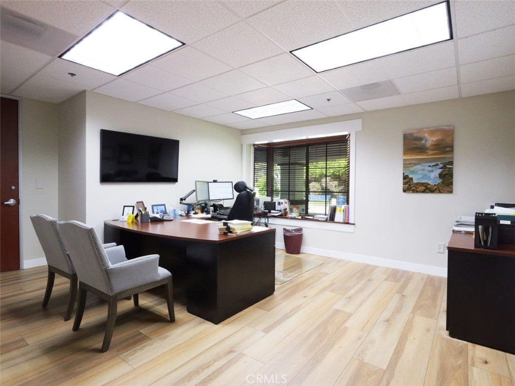 25550 Hawthorne Boulevard 100 Property Photo 13
