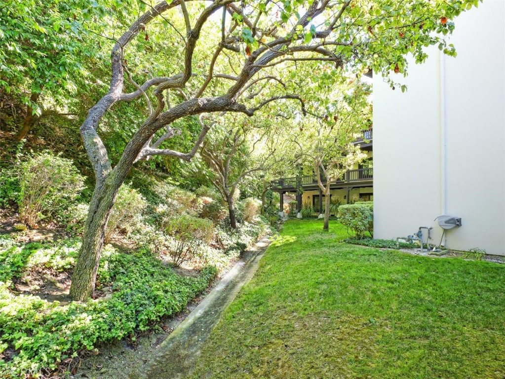 25550 Hawthorne Boulevard 100 Property Photo 33